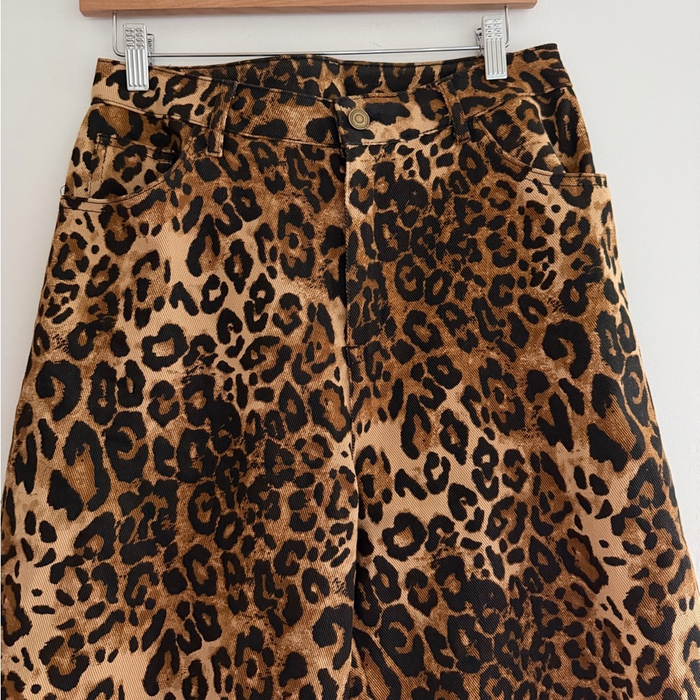 Cider Leopard Jeans - Picture 2 of 3